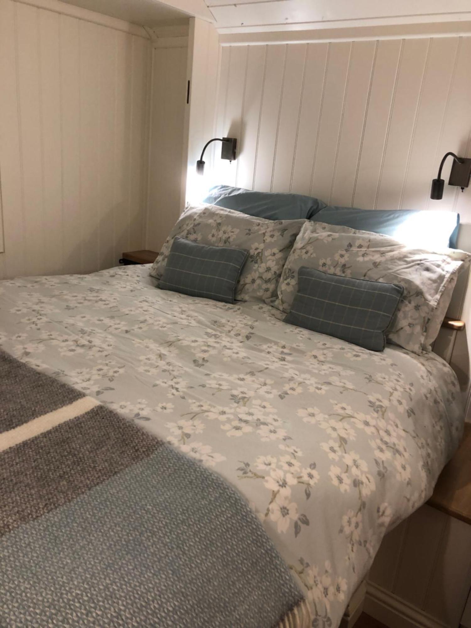 Green Valley, Cotswold Stay With Hamper Cheltenham Luaran gambar
